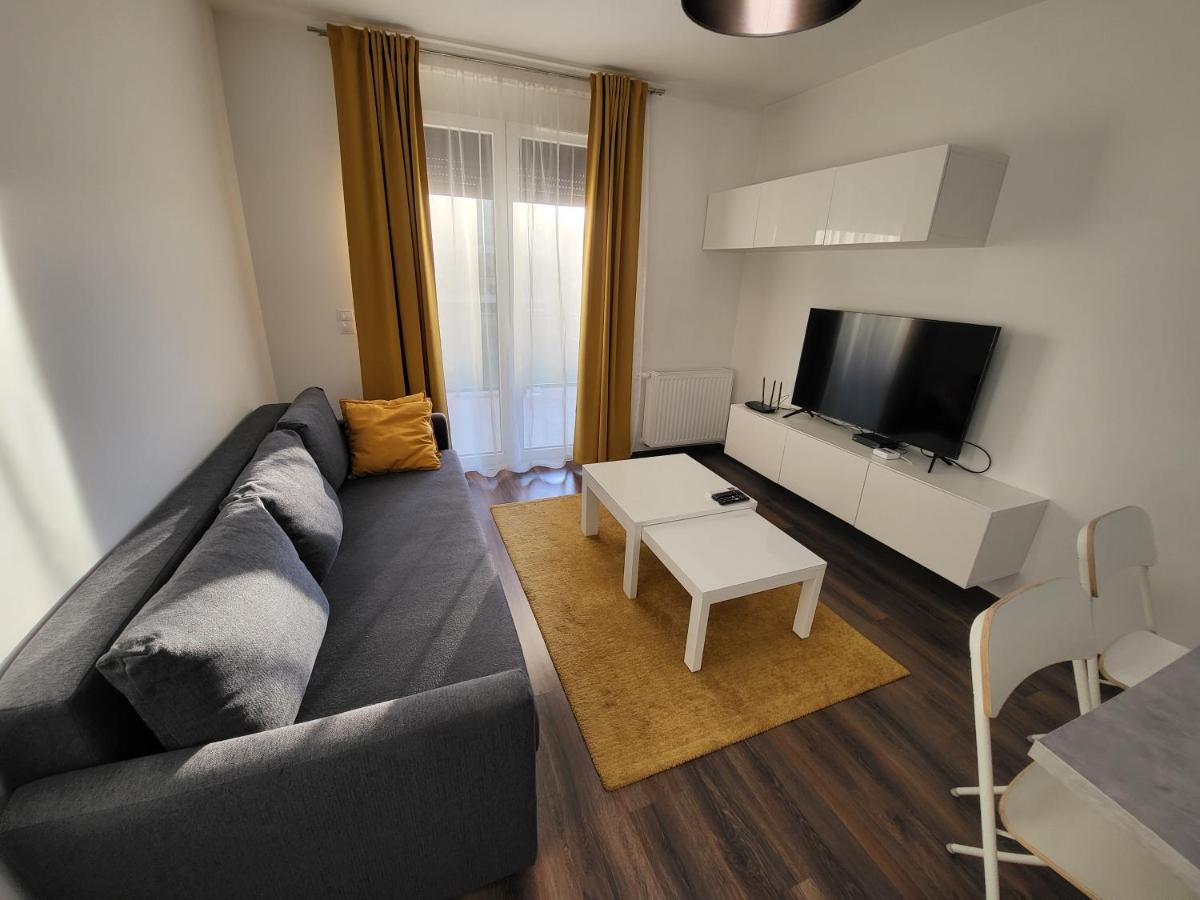 Sdp Marina Apartment 布达佩斯 外观 照片