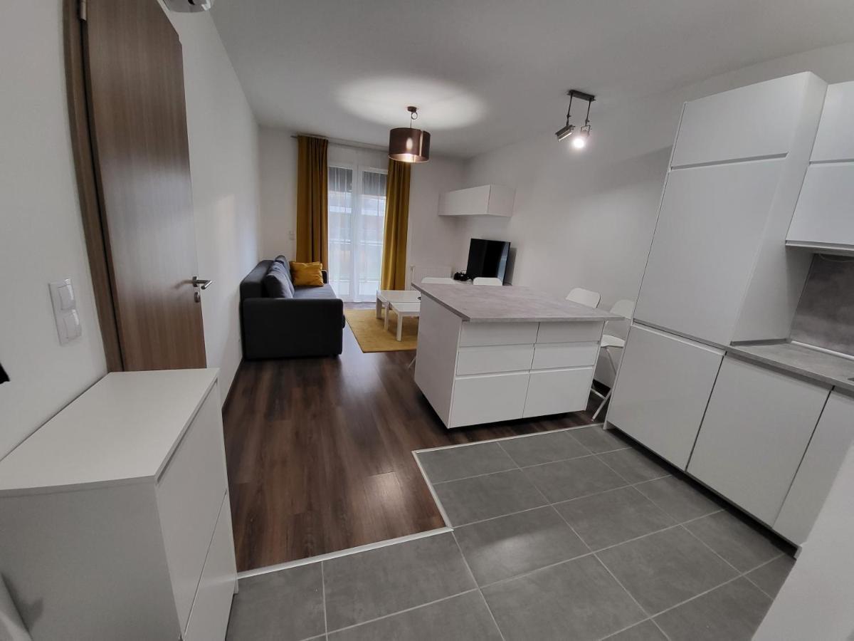 Sdp Marina Apartment 布达佩斯 外观 照片